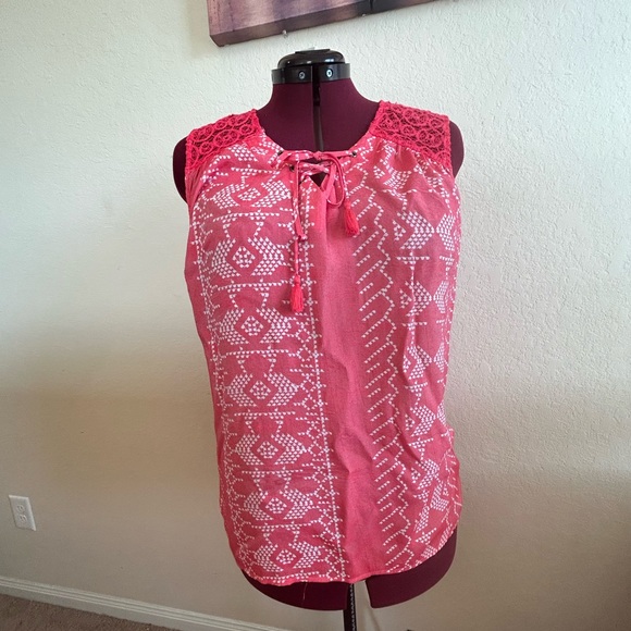 Como Vintage Women’s Sleeveless Red And White Blouse with Lace Shoulders XL - Picture 6 of 11